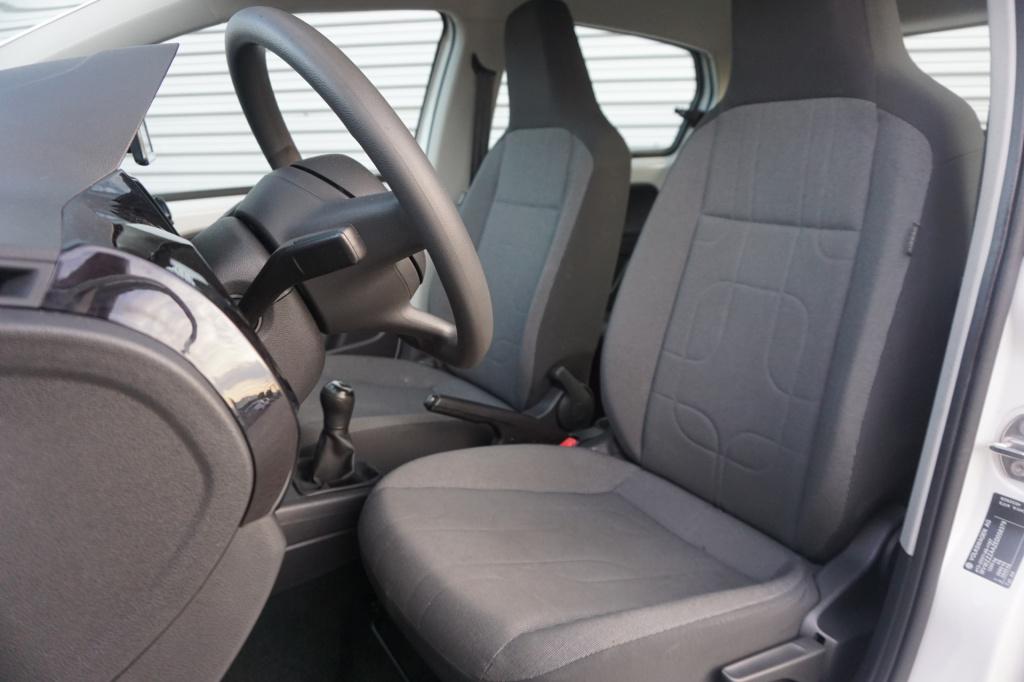 Volkswagen UP! 1.0 move up! bluemotion airco / elektr. ramen / lm velgen / 