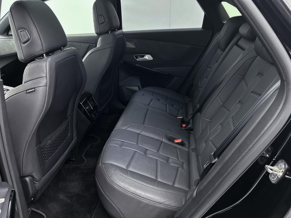 Ds Ds 7 crossback e-tense 4x4 300 pk performance line | rijklaar | panorama
