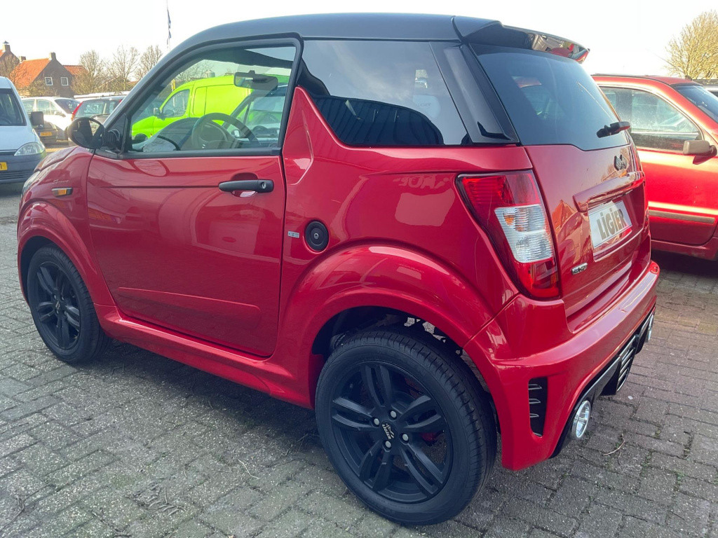 Ligier Js50 brommobiel c sport pack sun dci 492 met airco (nieuw)