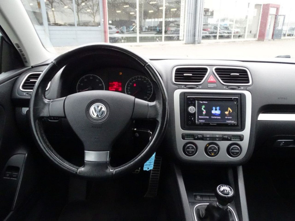 Volkswagen Eos 2.0-16v fsi 150pk | stoelverwarming | leder | navi
