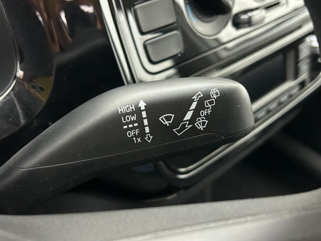 Volkswagen UP! occasion 1.0 move up! bluemotion | wit | 5-deurs | tweedehan