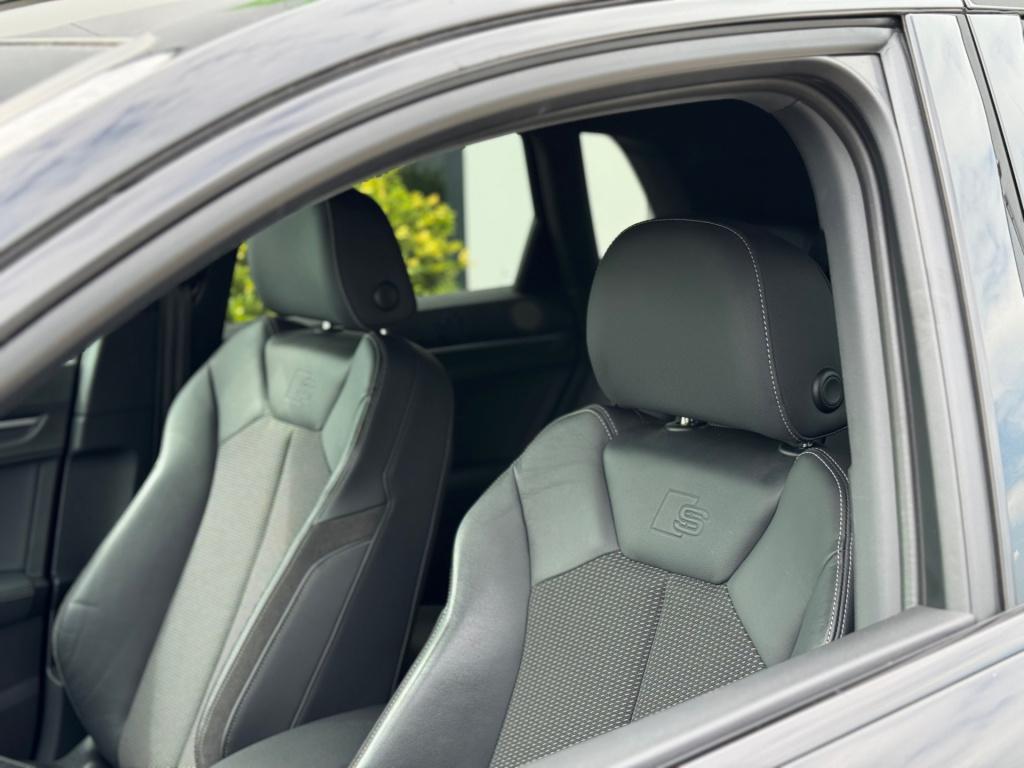 Audi Q3 35 tfsi 3x s-line * keyless * matrix led * carplay