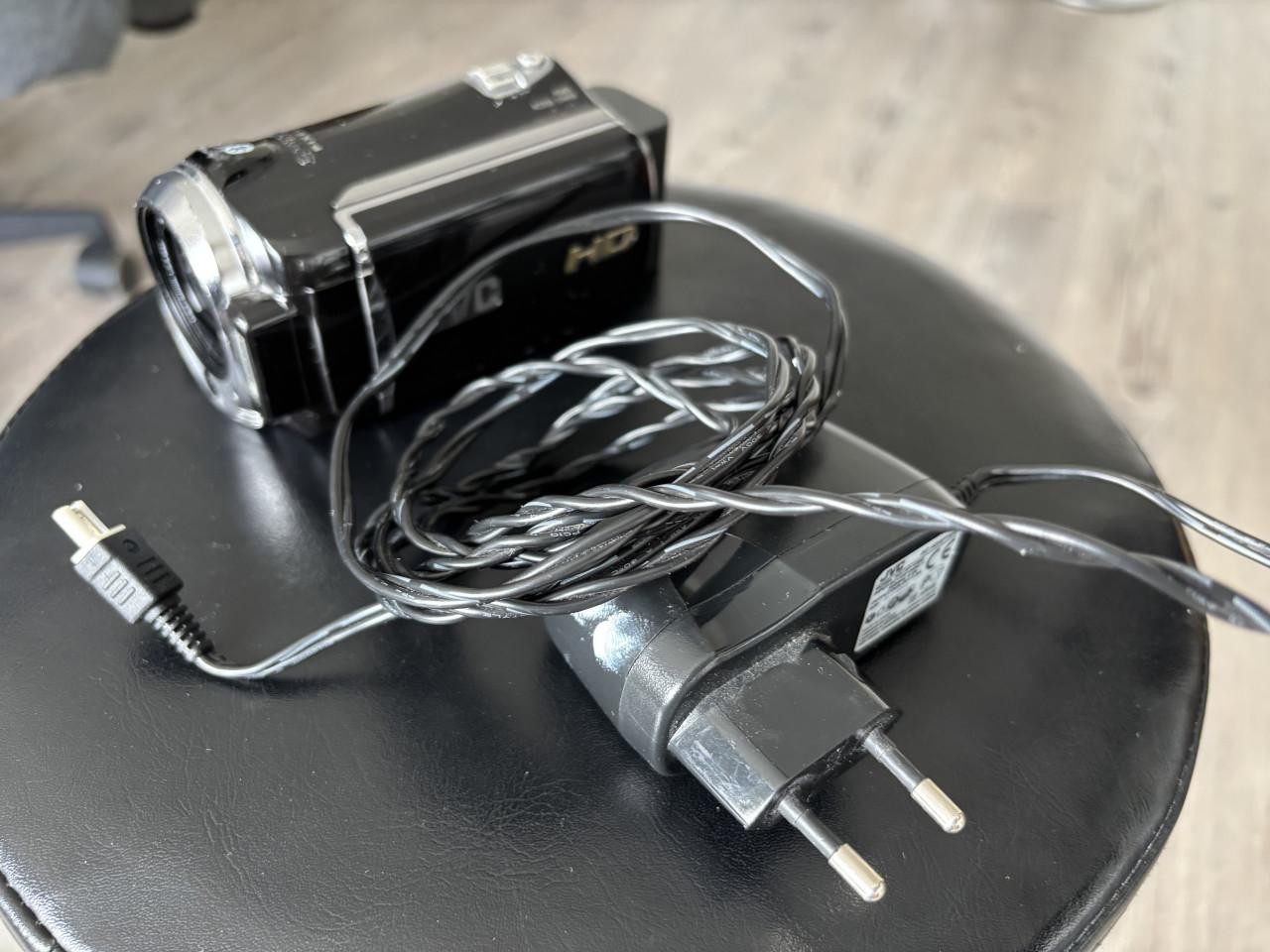 JVC Everio GZ-HM550