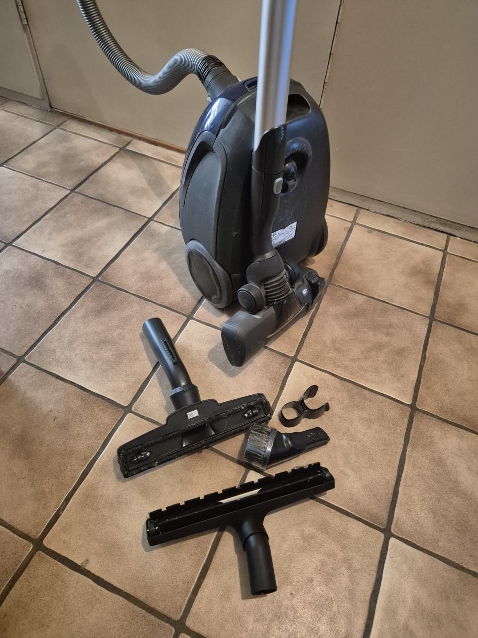 Stofzuiger AEG VX8