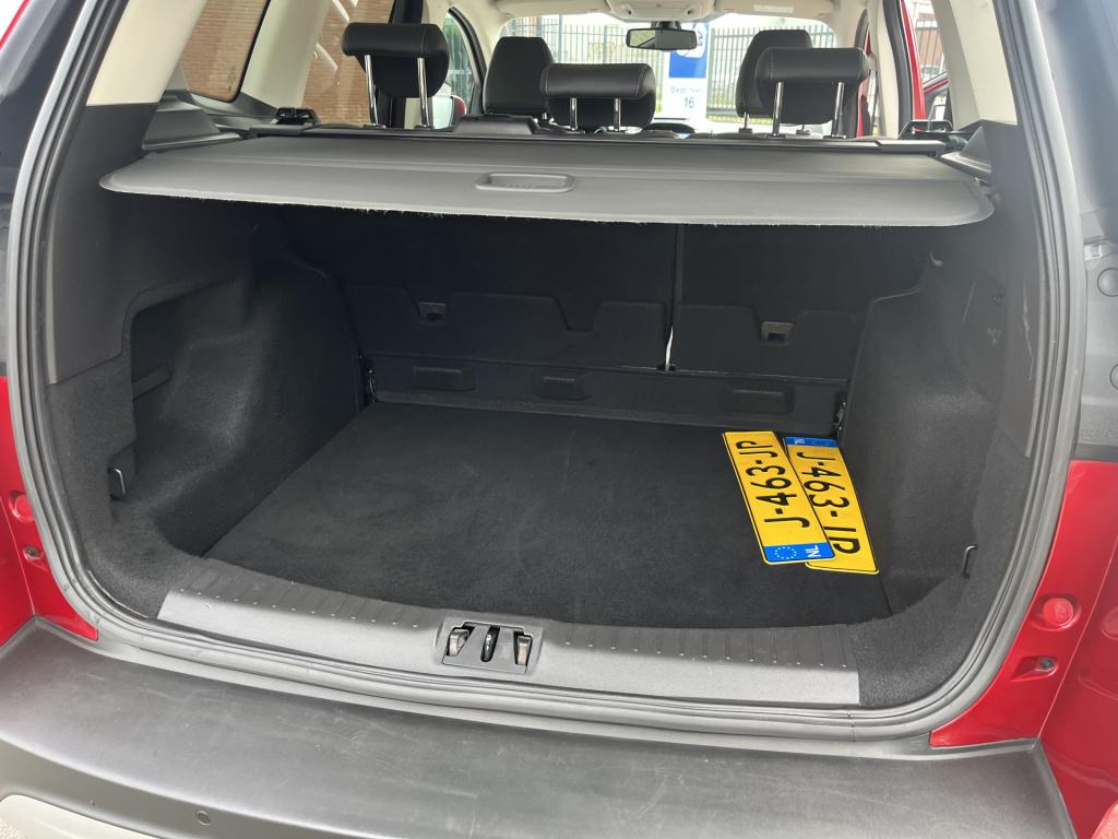 Ford Kuga 1.5 ecoboost titanium 2000 kg  trekgewicht