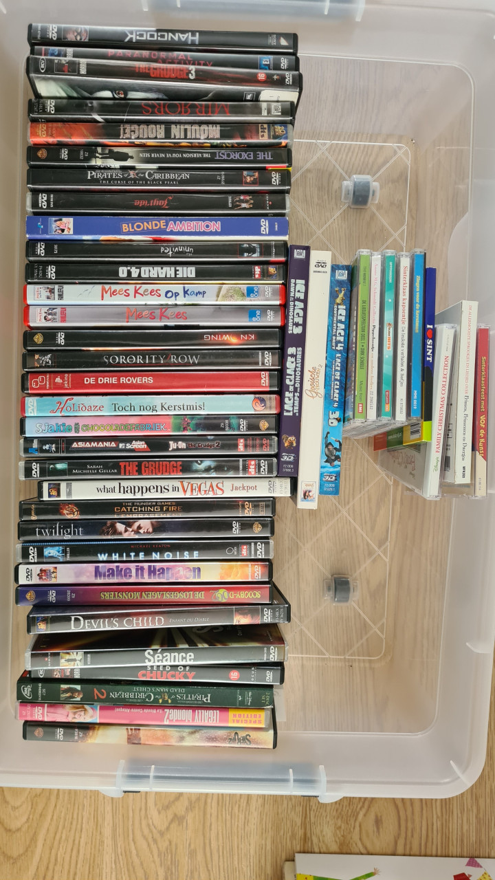 Diverse dvd's en kinder cd's te koop