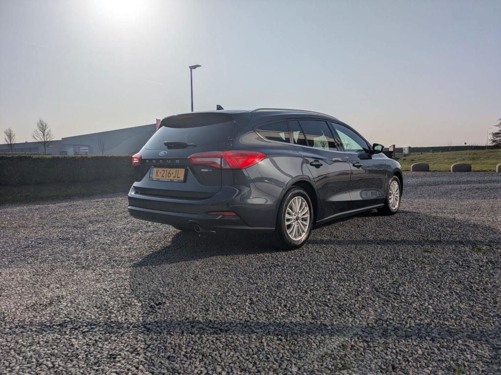 Ford Focus wagon 1.0 ecoboost hybrid titanium x business | 1e eigenaar | ca