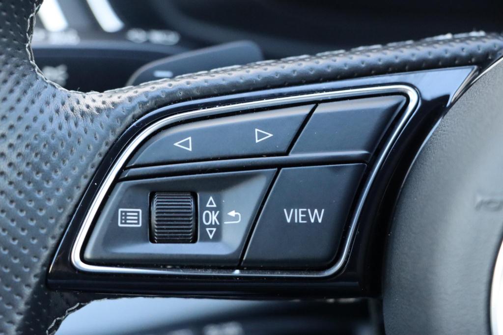Audi A4 limousine 35 tfsi s edition 150pk s-tronic