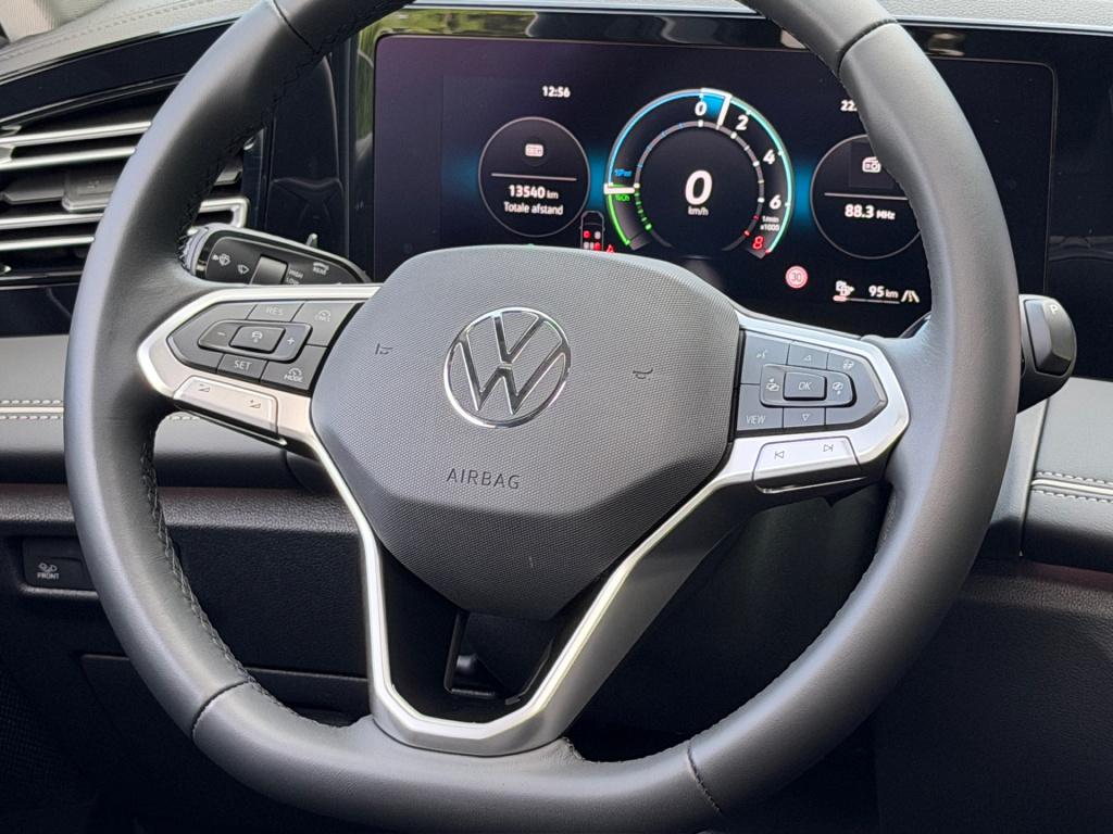 Volkswagen Tiguan 1.5 ehybrid elegance 204pk | trekhaak | 360 camera | pano