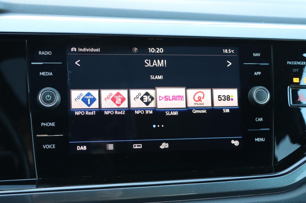 Volkswagen Polo 1.0 tsi highline business r