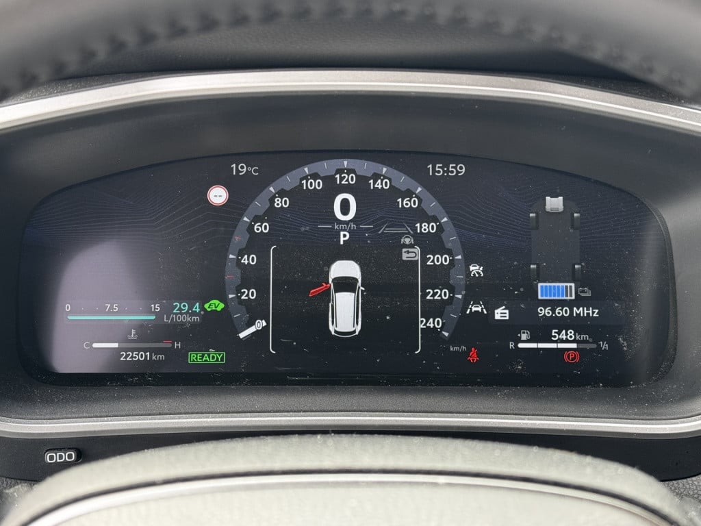 Toyota Corolla Cross 2.0 high power hybrid first edition | apple carplay |
