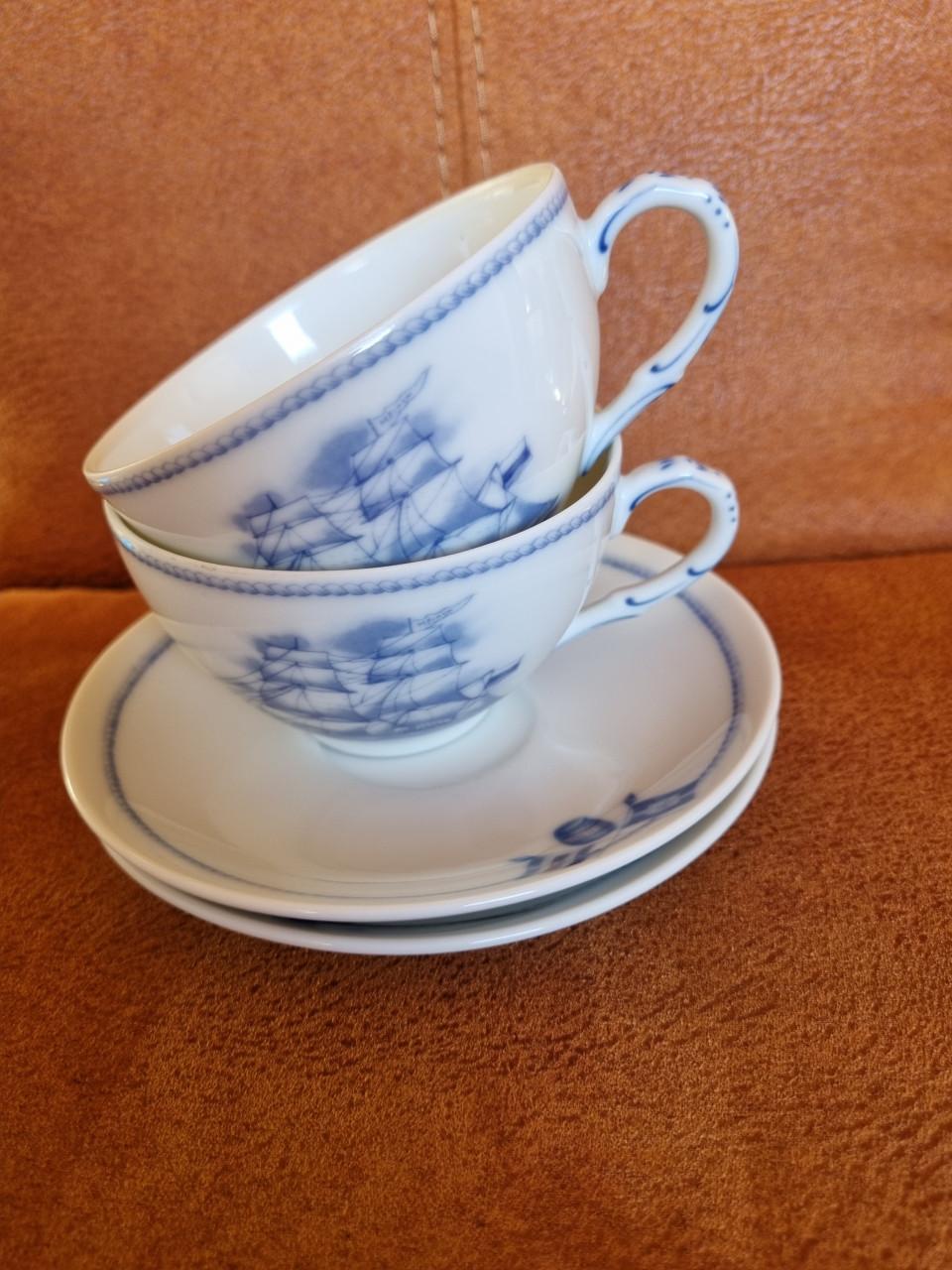 2 porseleinen kop en schotels windjammer