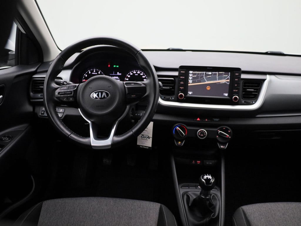 Kia Stonic 1.2 easy isg | lmv | parkeer sensoren | navigatie | camera  | bl