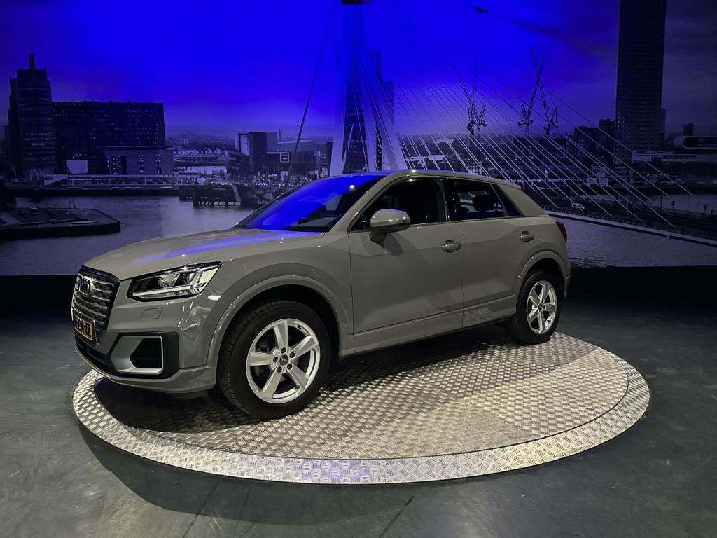 Audi Q2 35 tfsi epic *origineel nl*led*navi*carplay*camera*