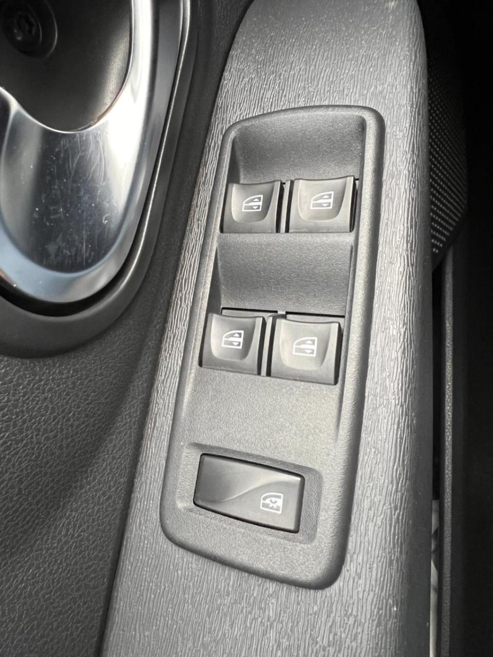 Dacia Lodgy 1.3 tce tech road 7p. navi, trekhaak enz..