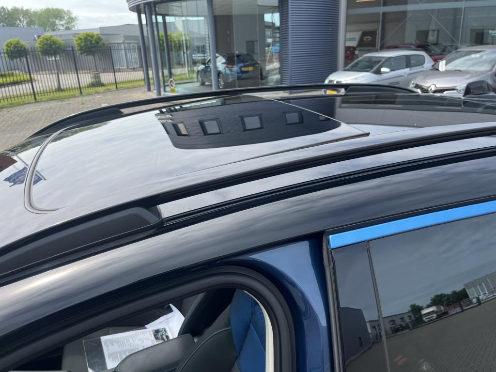 Lynk & Co 01 1.5 262 pk phev navi 360gr schuifdak 1e eigenaar