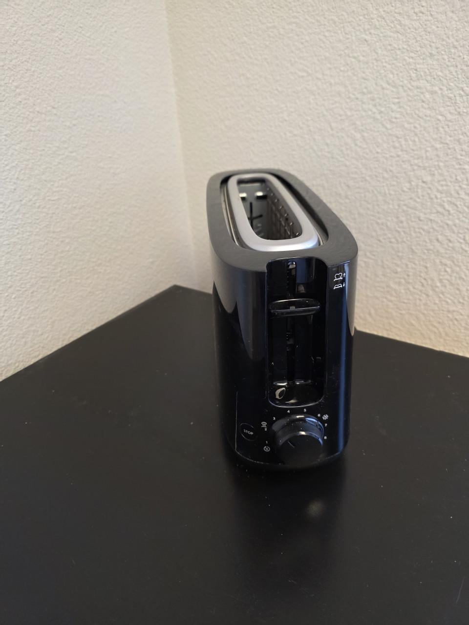 Goedwerkende broodrooster zo goed als nieuw