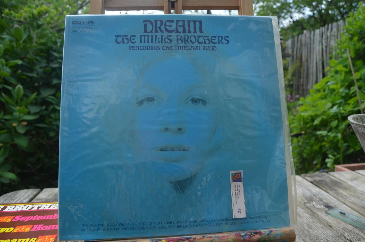 Heel veel LP's Mills Brothers (3)