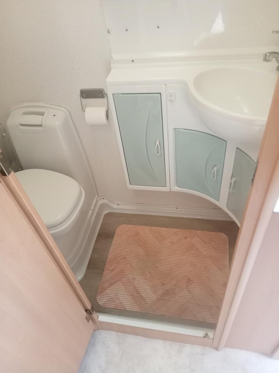 Hylander Ambiance 380, mover, enkele bedden.