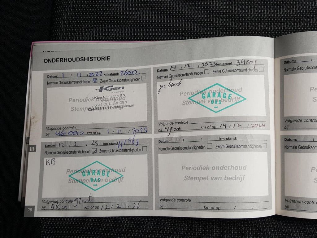 Citroen C3 shine 1.2 pt-110pk automaat navigatie via apple carplay & androi