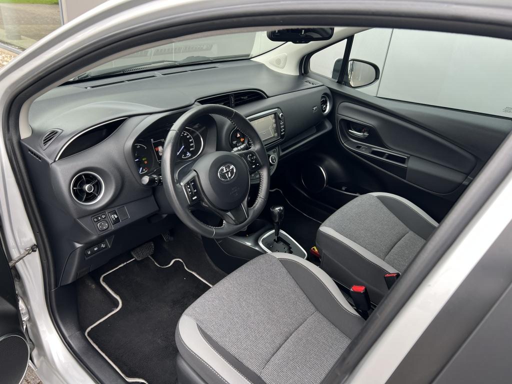 Toyota Yaris 1.5 hyb. dynamic