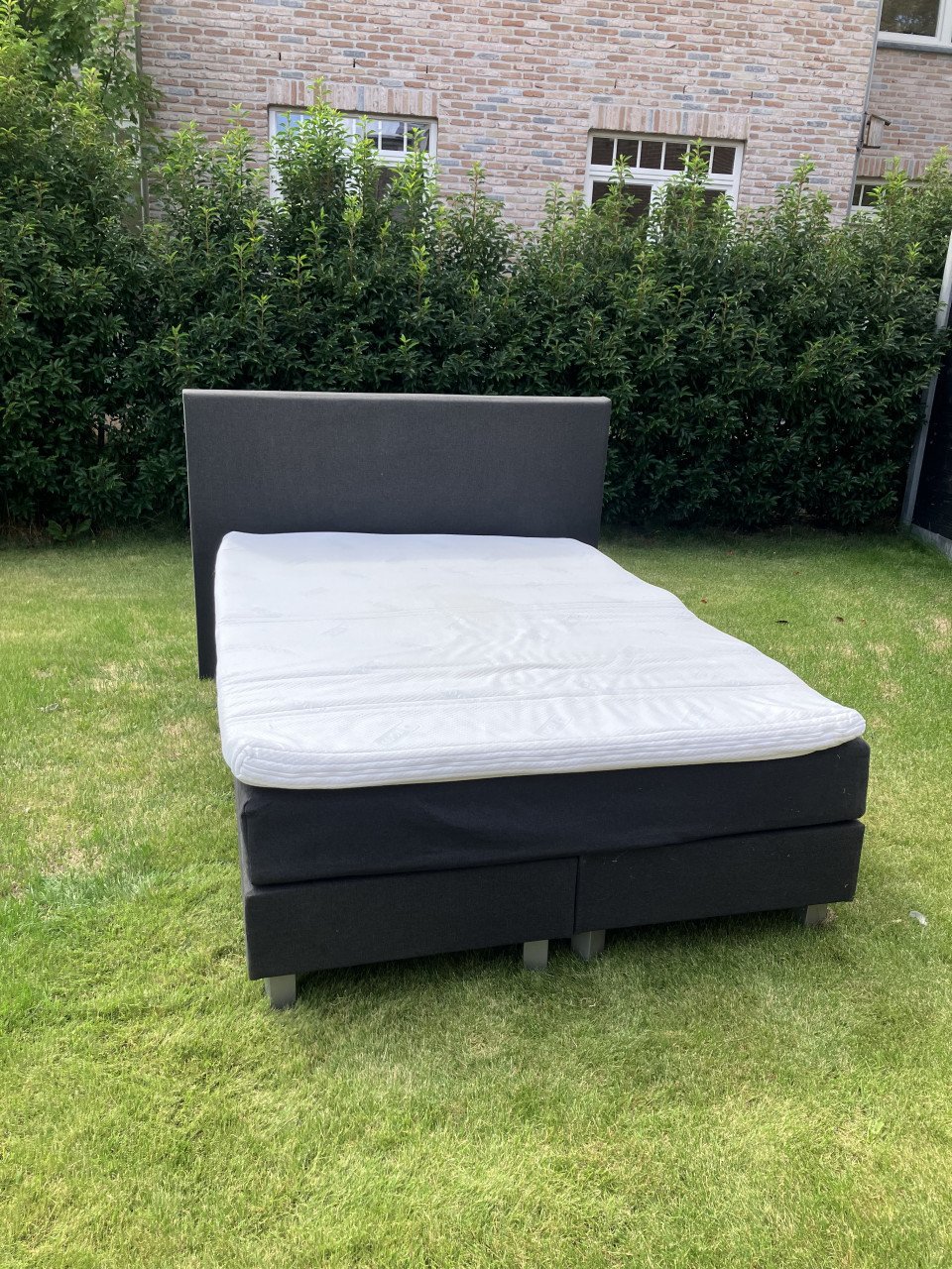Tweepersoons bed 140x200