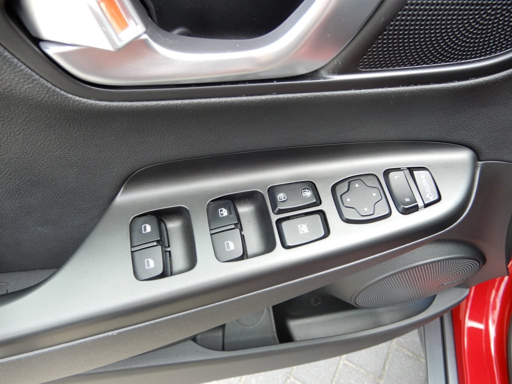 Hyundai Kona 1.6 gdi hev premium | 1e eig. | nl auto |
