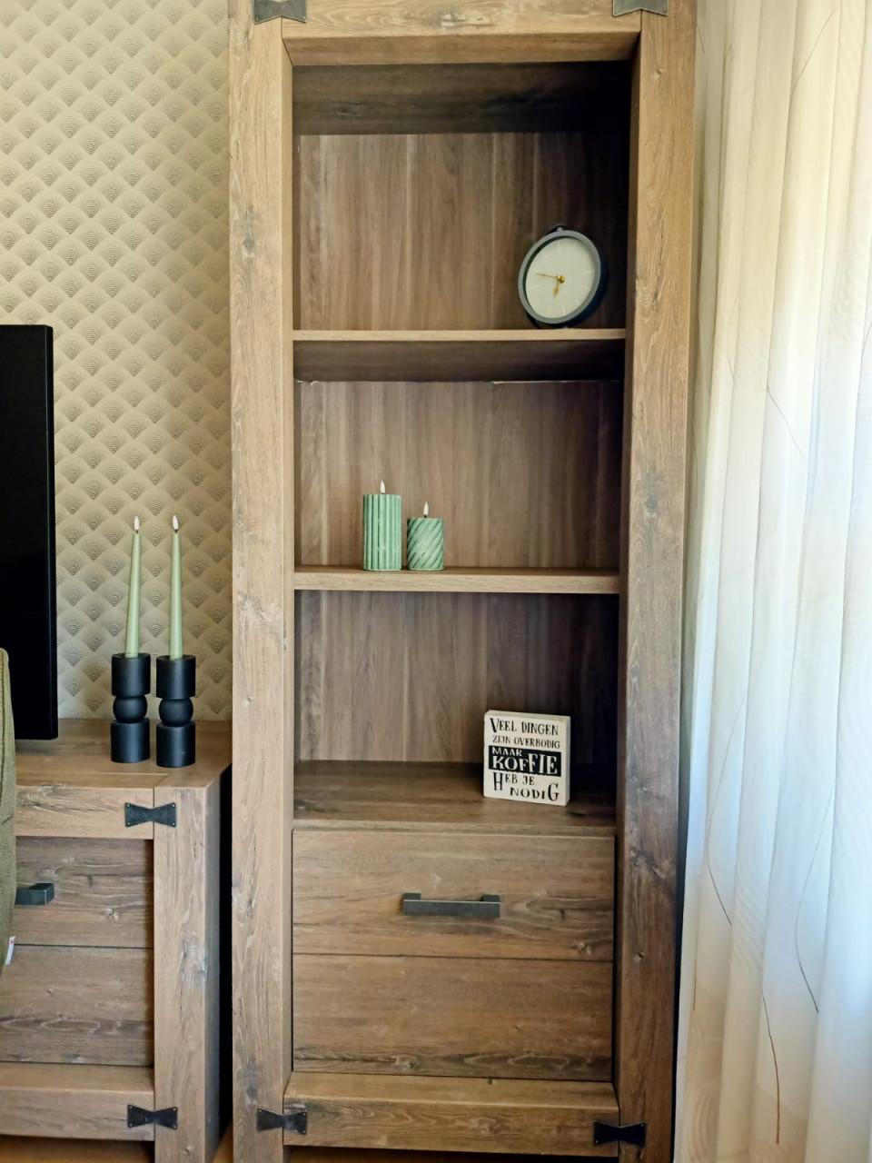 Kast 69cm x 185cm (2x)