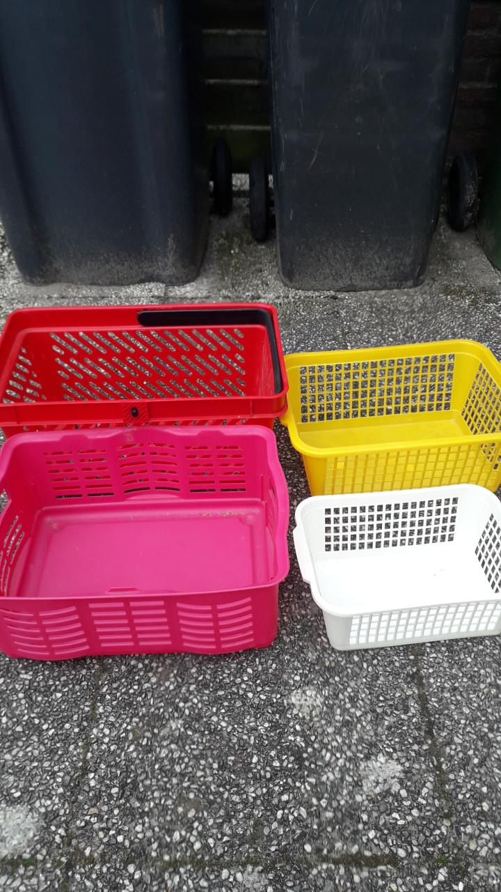 Partij rommel/snuffelmarkten 3