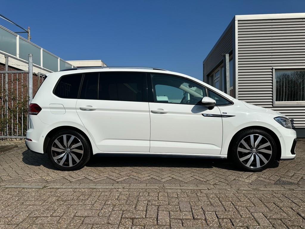Volkswagen Touran 1.4 tsi highline edition r 7 persoons r-line led camera t