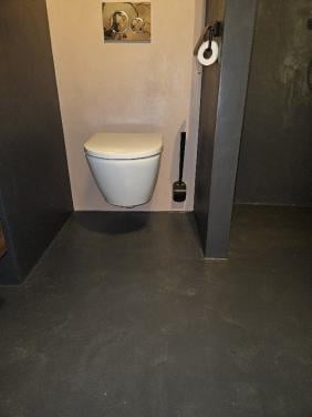 TE KOOP !!!   z.g.a.n. toiletpot inclusief zitting en montageset