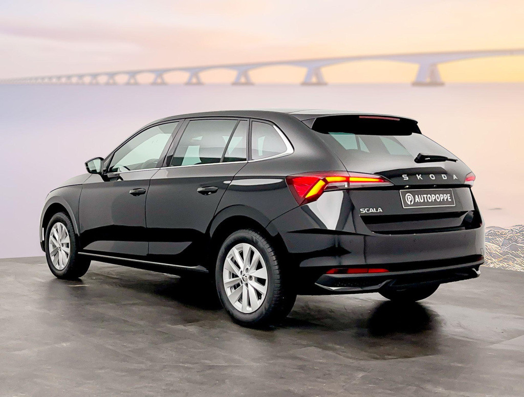 Skoda Scala 1.0 tsi business edition - travel assist