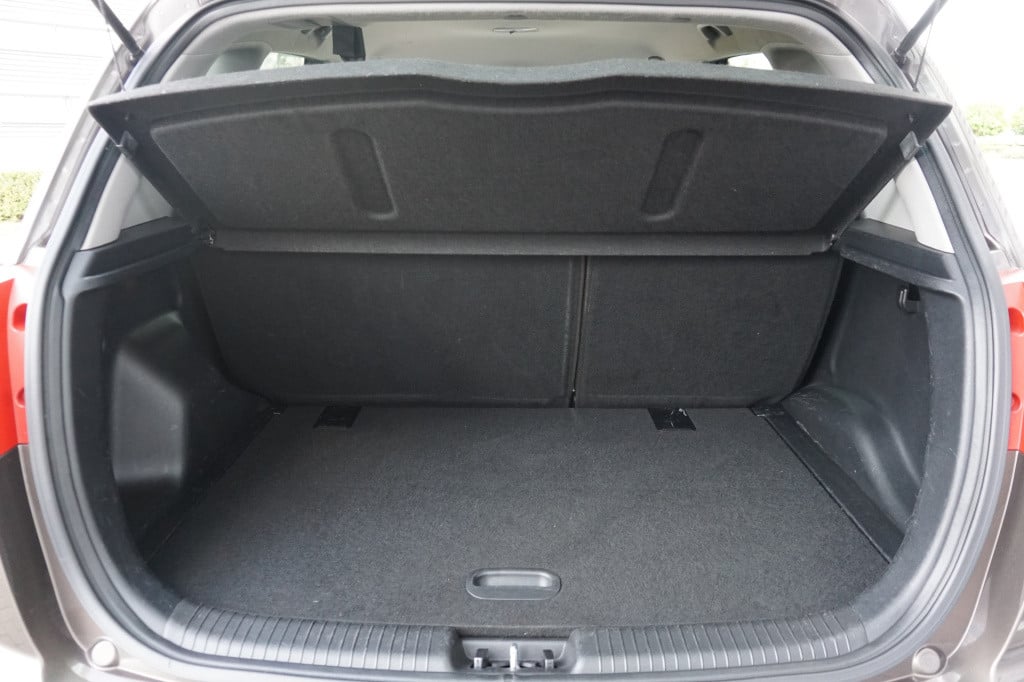 Kia Venga 1.4 cvvt 20th anniversary airco / navi / cruise / trekhaak / elek