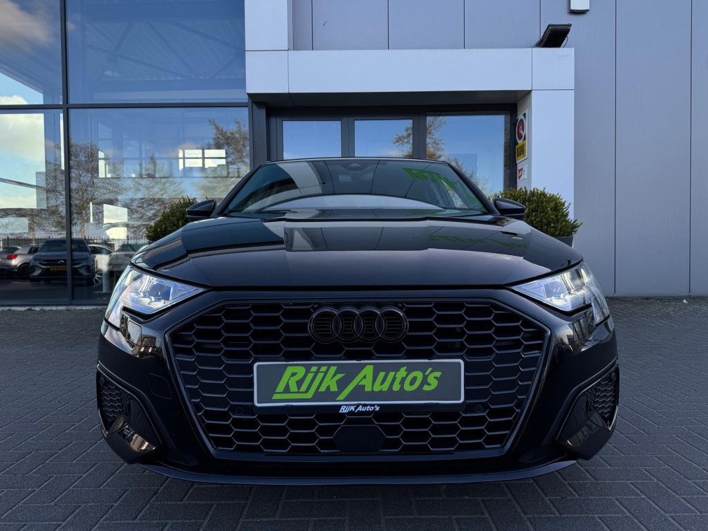 Audi A3 sportback 40 tfsi e s edition * stoelverwarming * keyless * trekhaa
