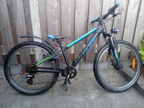 Cube Acid  24 inch kinderfiets
