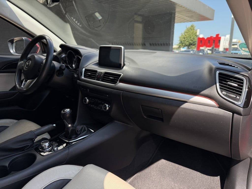 Mazda 3 2.0 gt-m