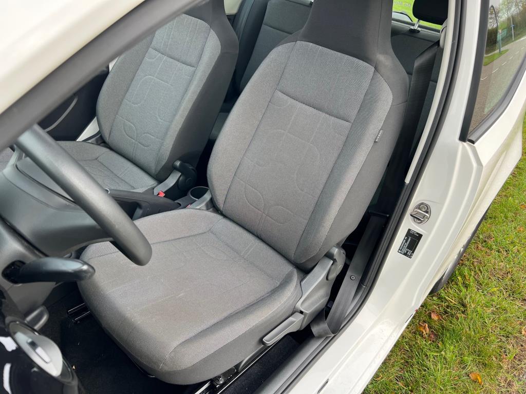 Volkswagen UP! 1.0 move up!