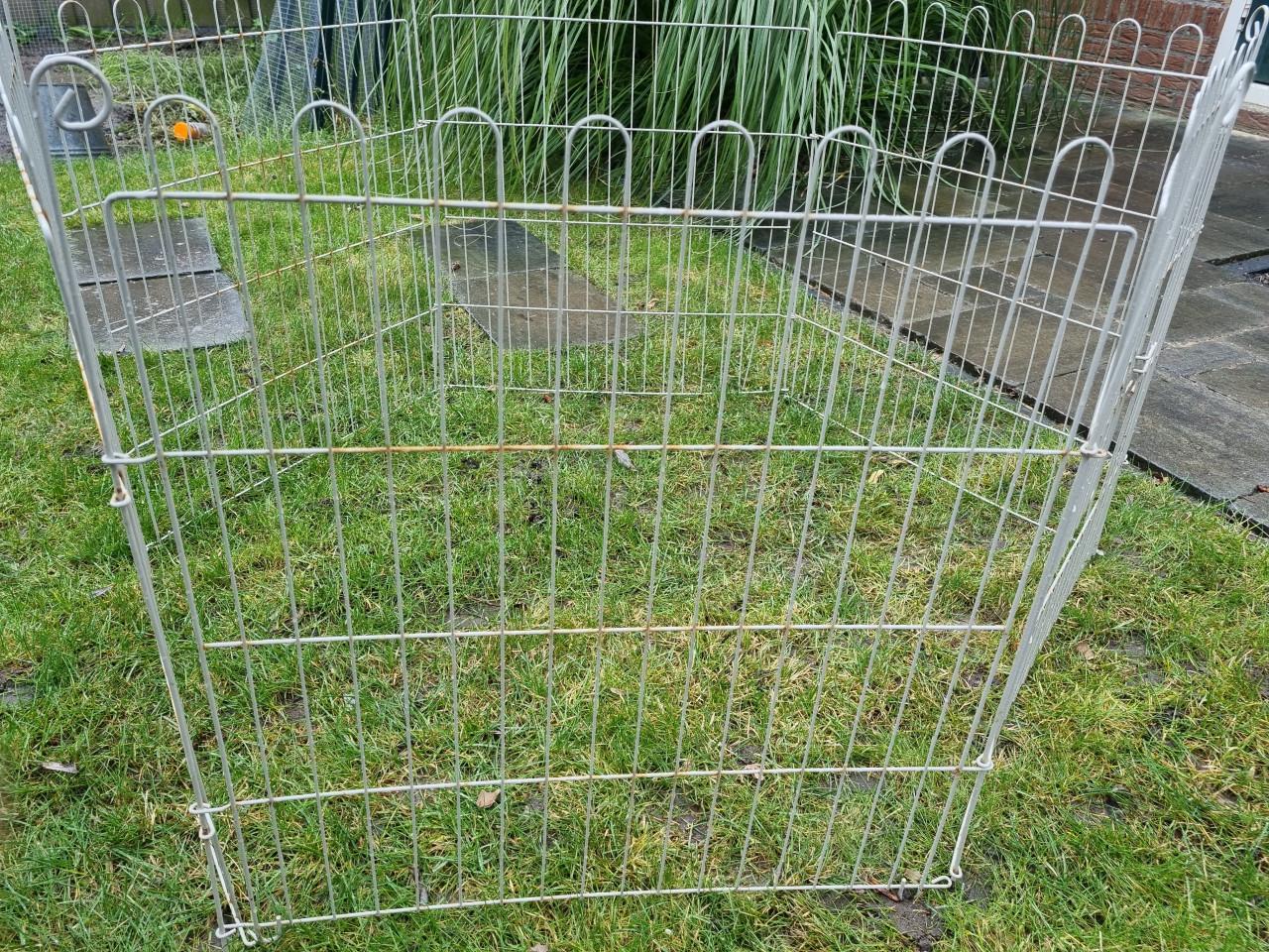 Konijnhok incl rennetje