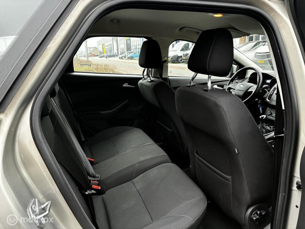 Ford Focus Wagon 1.0 Lease Edition Airco km93.229 Nap BJ2016