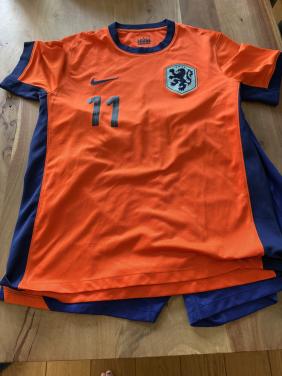 Voetbal teneu