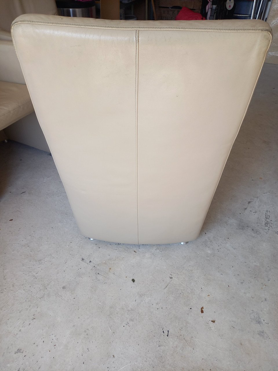 Te Koop 2,4,of 6 stoelen (Goosens)  Italiaans leer