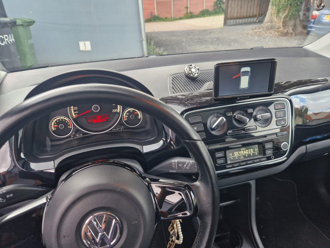VW Up! High Up Black Edition - Full option