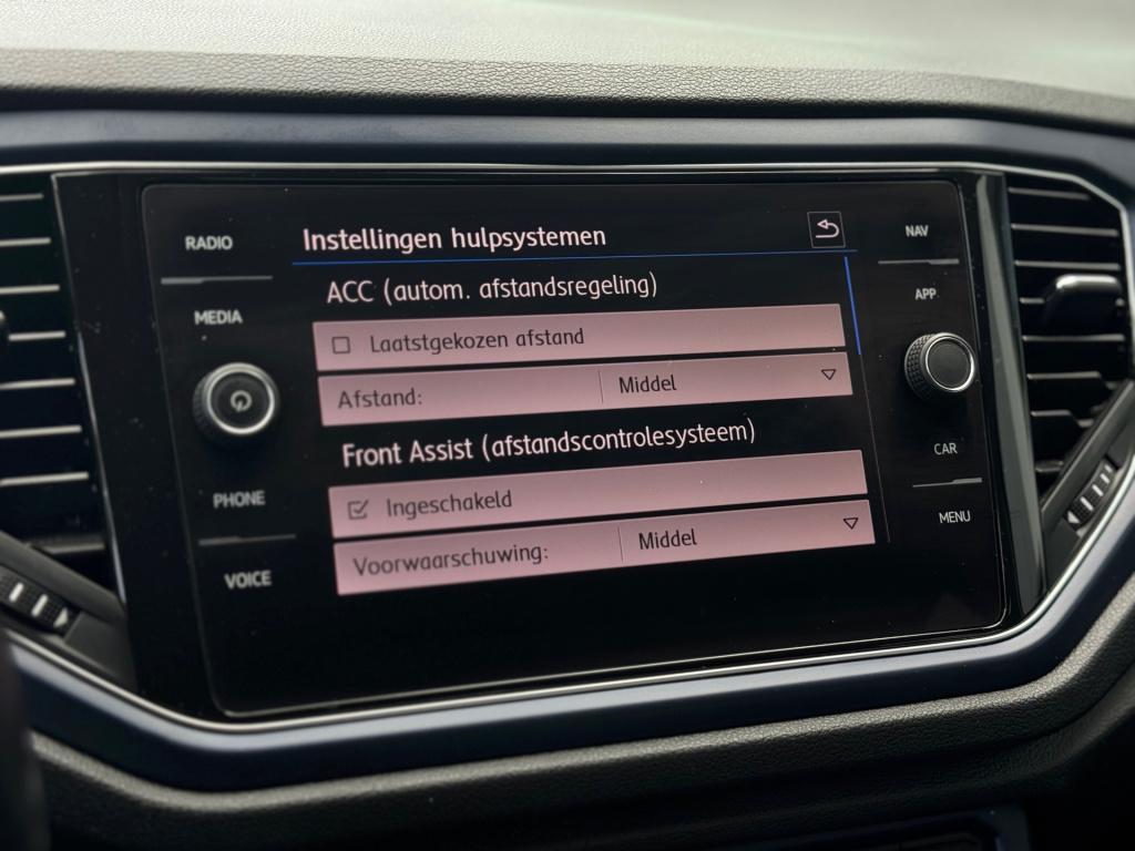 Volkswagen T-roc 1.5 tsi sport business r * carplay * stoelverwarming * led