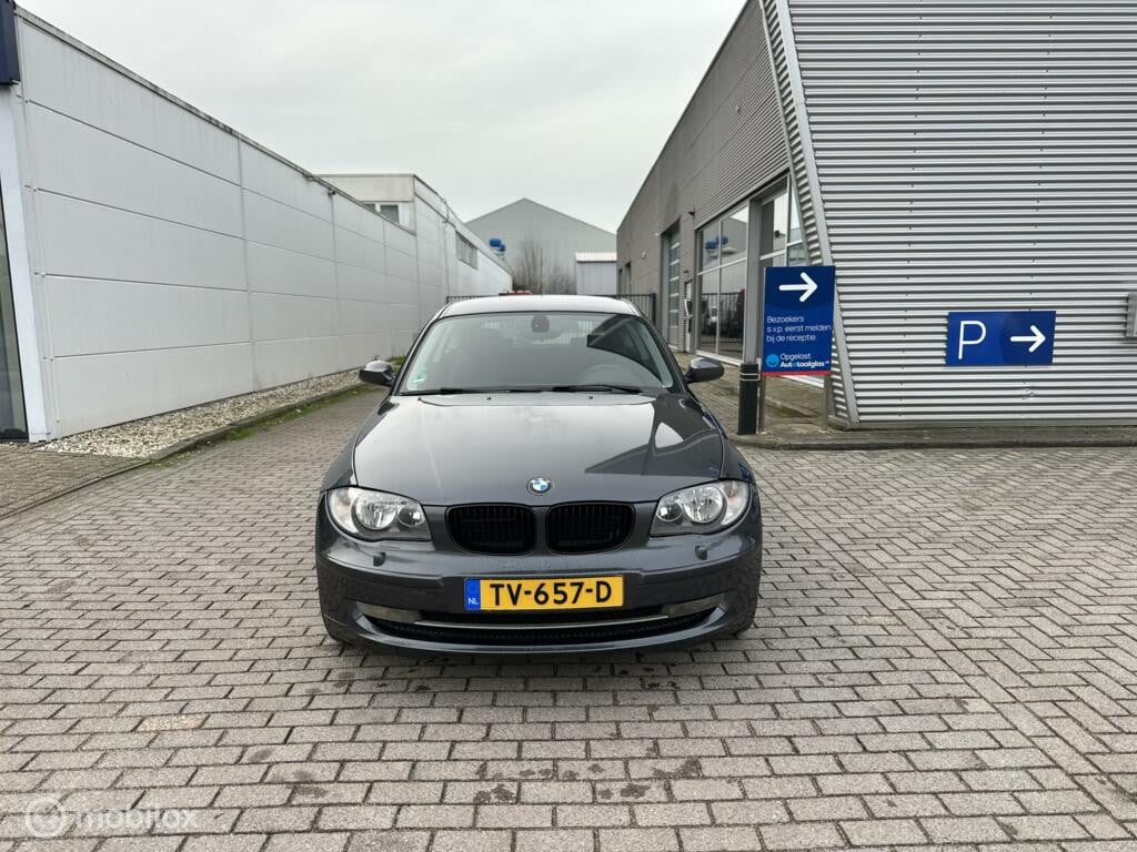 BMW 1-serie 118i High Executive Clima km224.477 nap BJ2007