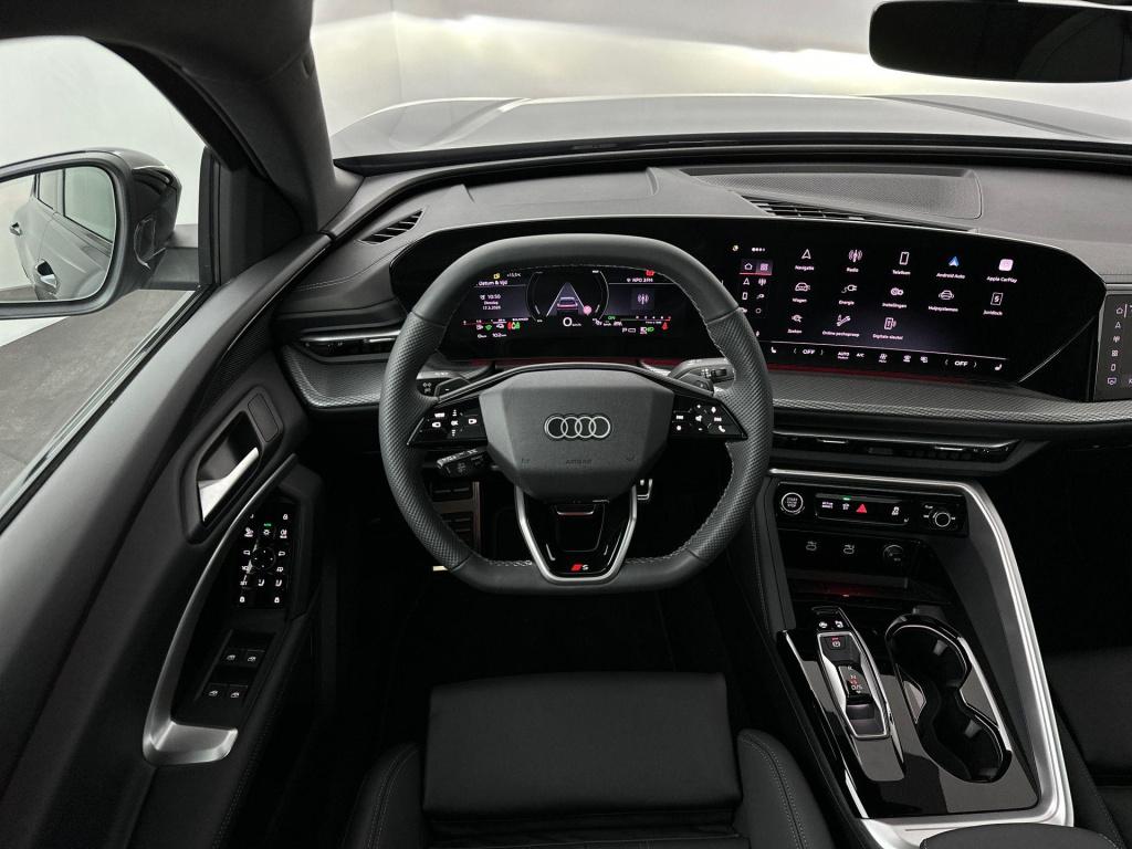 Audi Q5 s edition competition e-hybrid 270 kw / 367 pk suv