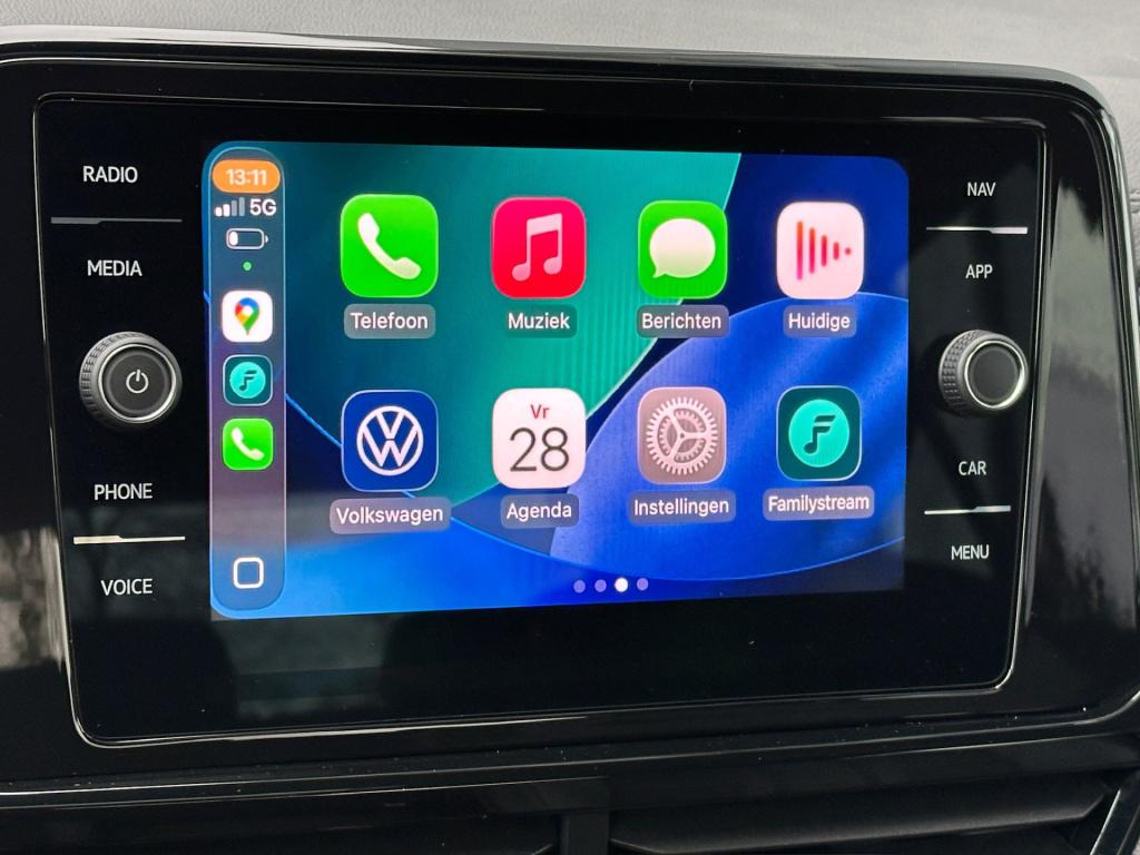 Volkswagen T-roc 1.5 tsi r-line | black style | panoramadak | 19 inch | cam