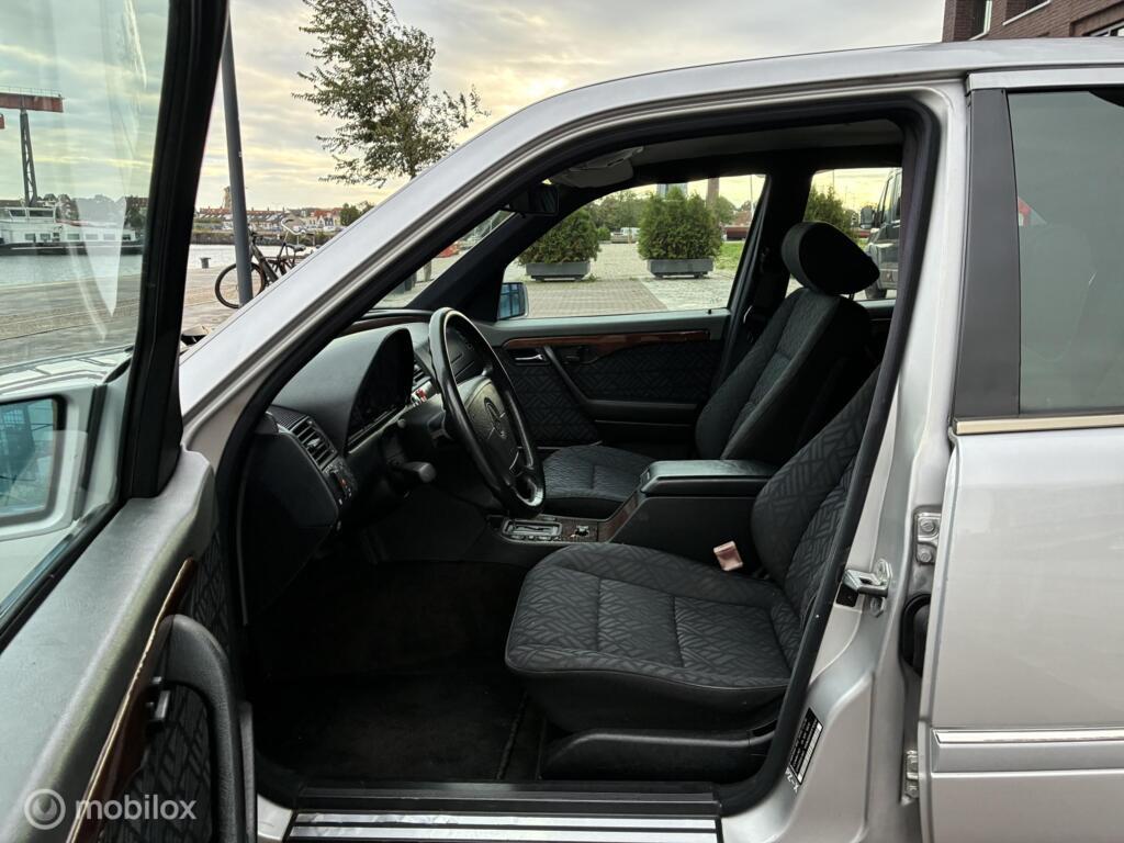 Mercedes C-klasse 280 Classic kmst141.120 Nap BJ1995