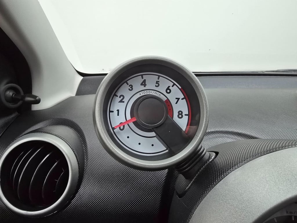 Peugeot 107 occasion 1.0 active met airco en 5 deurs | tweedehands peugeot 