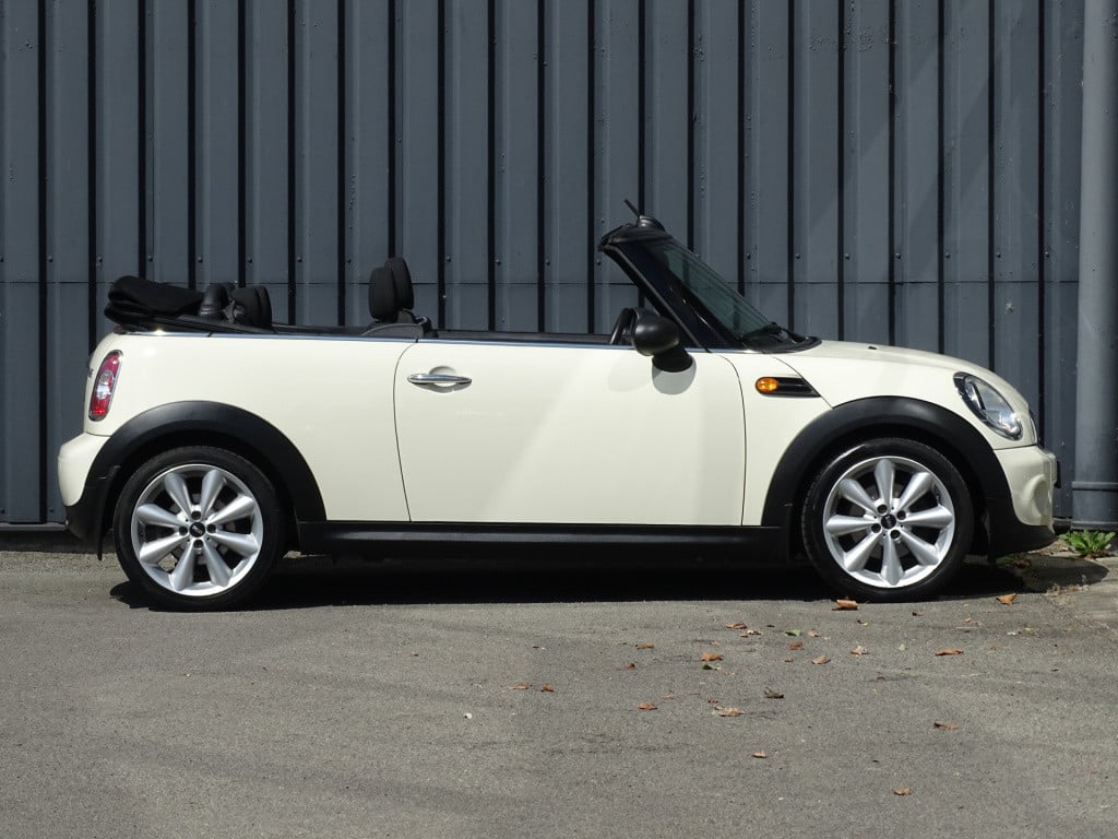 Mini One Cabrio mini 1.6 pepper | navi | stoelverwarming