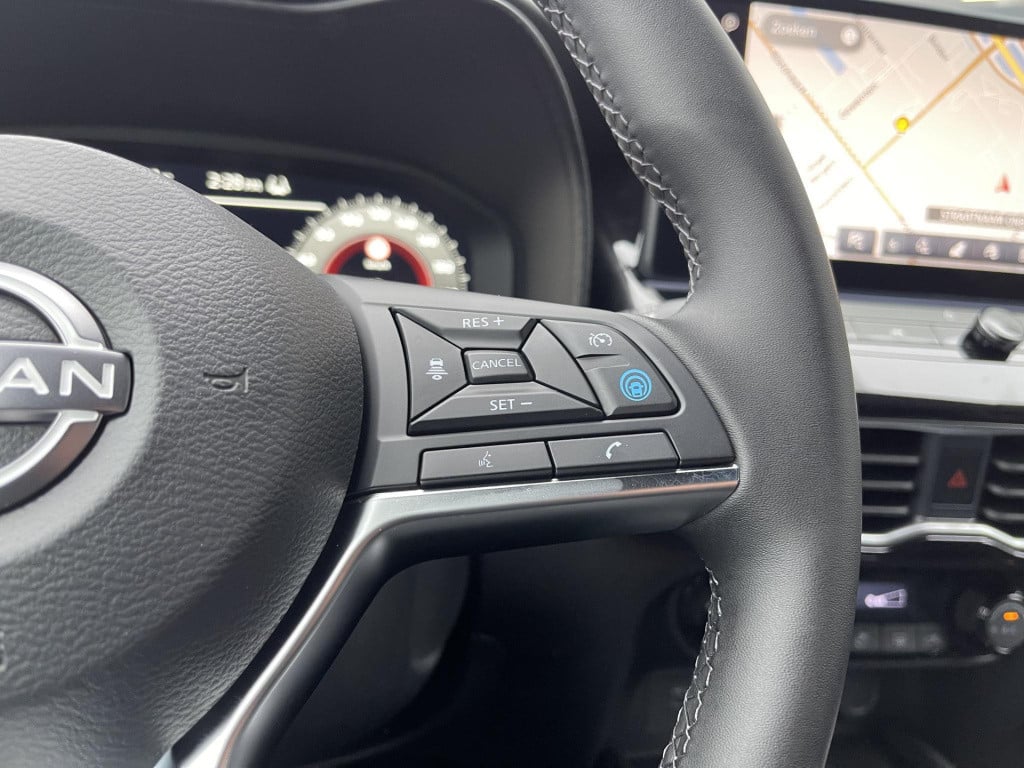 Nissan Juke 1.6 hybrid tekna sound + cold pack